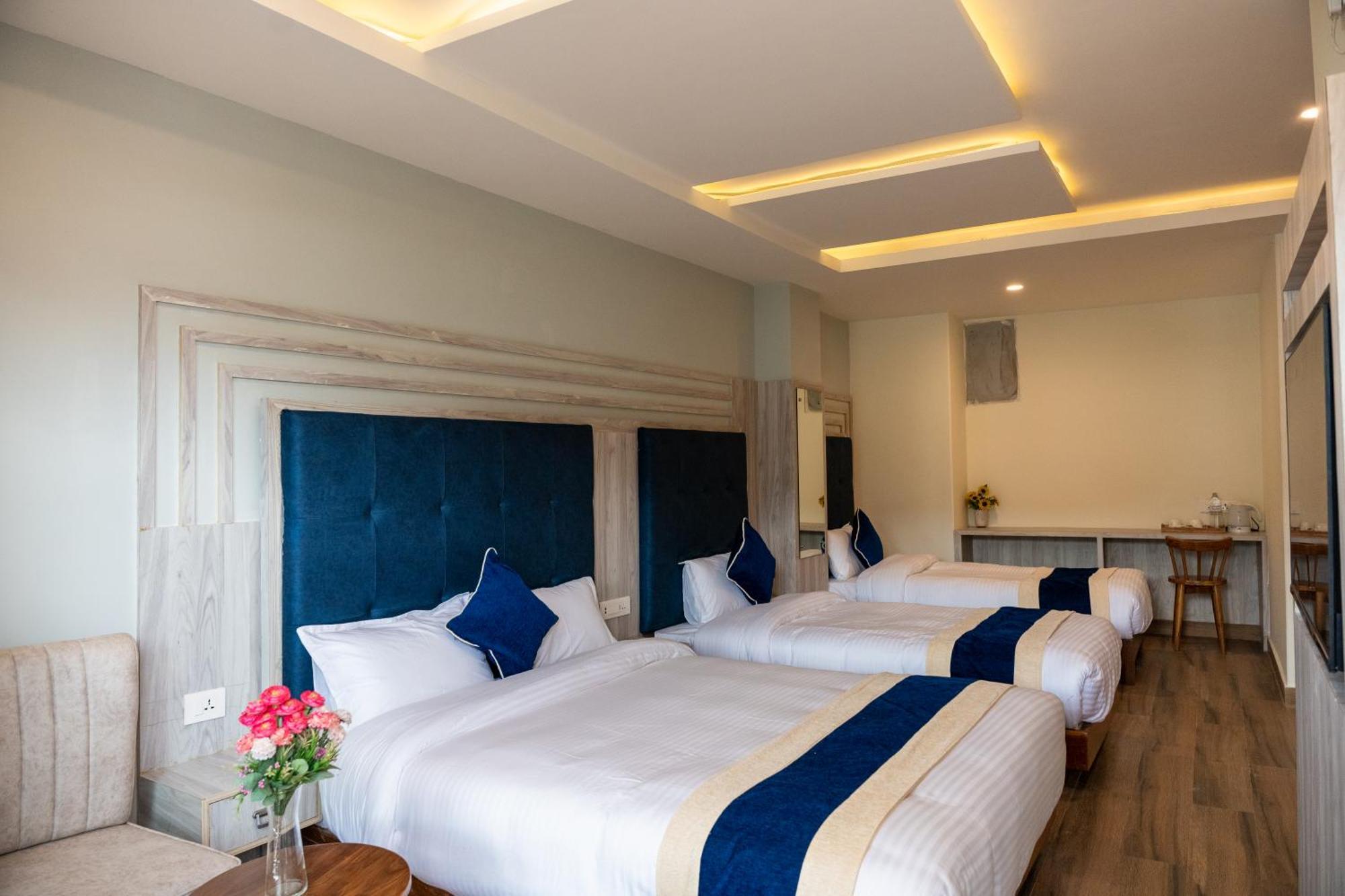 Hotel Adam Ποκάρα Εξωτερικό φωτογραφία