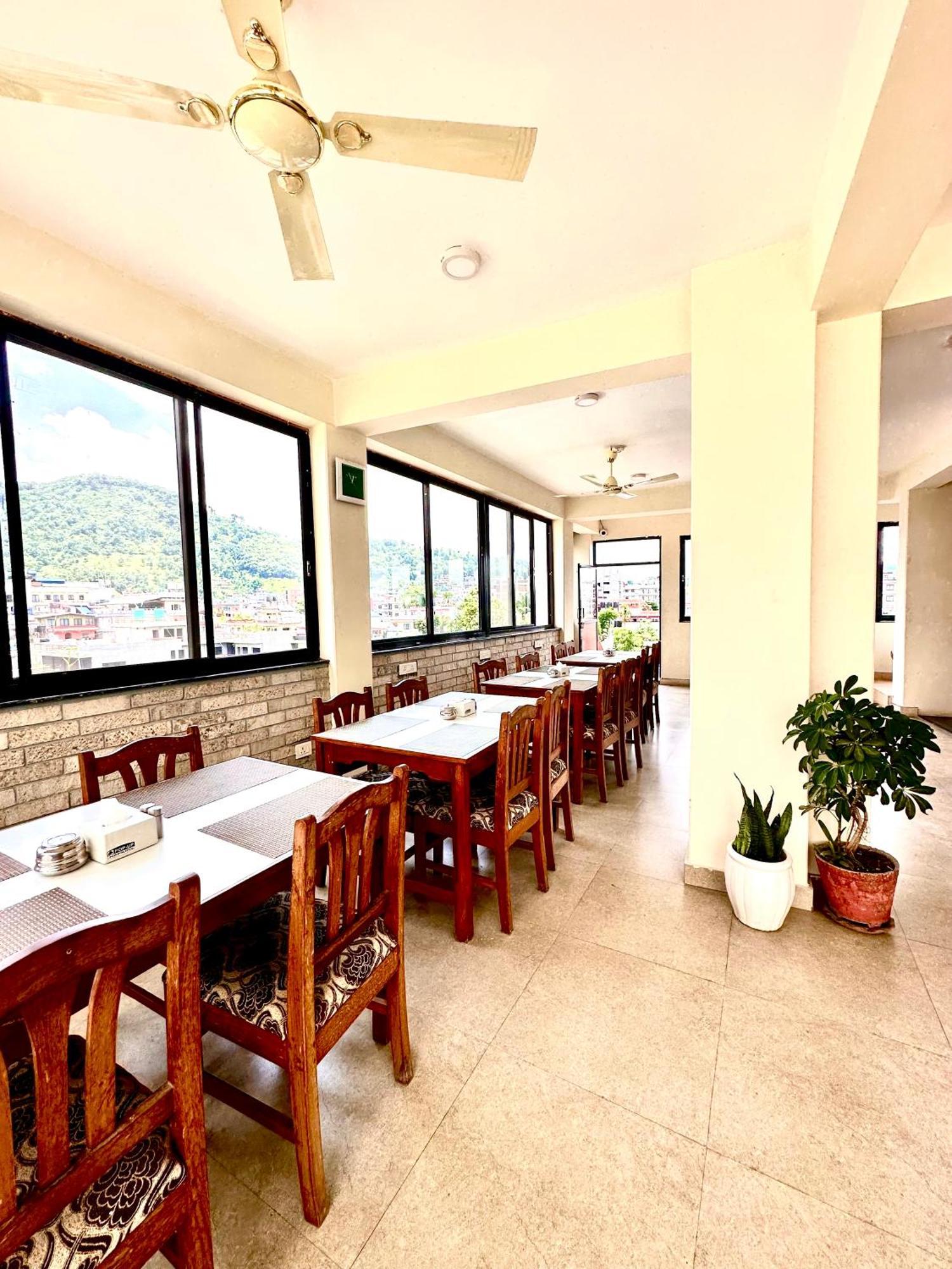 Hotel Adam Ποκάρα Εξωτερικό φωτογραφία