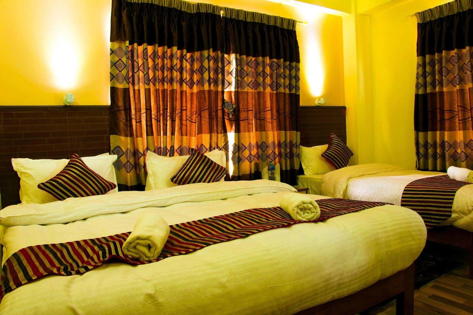Hotel Adam Ποκάρα Εξωτερικό φωτογραφία